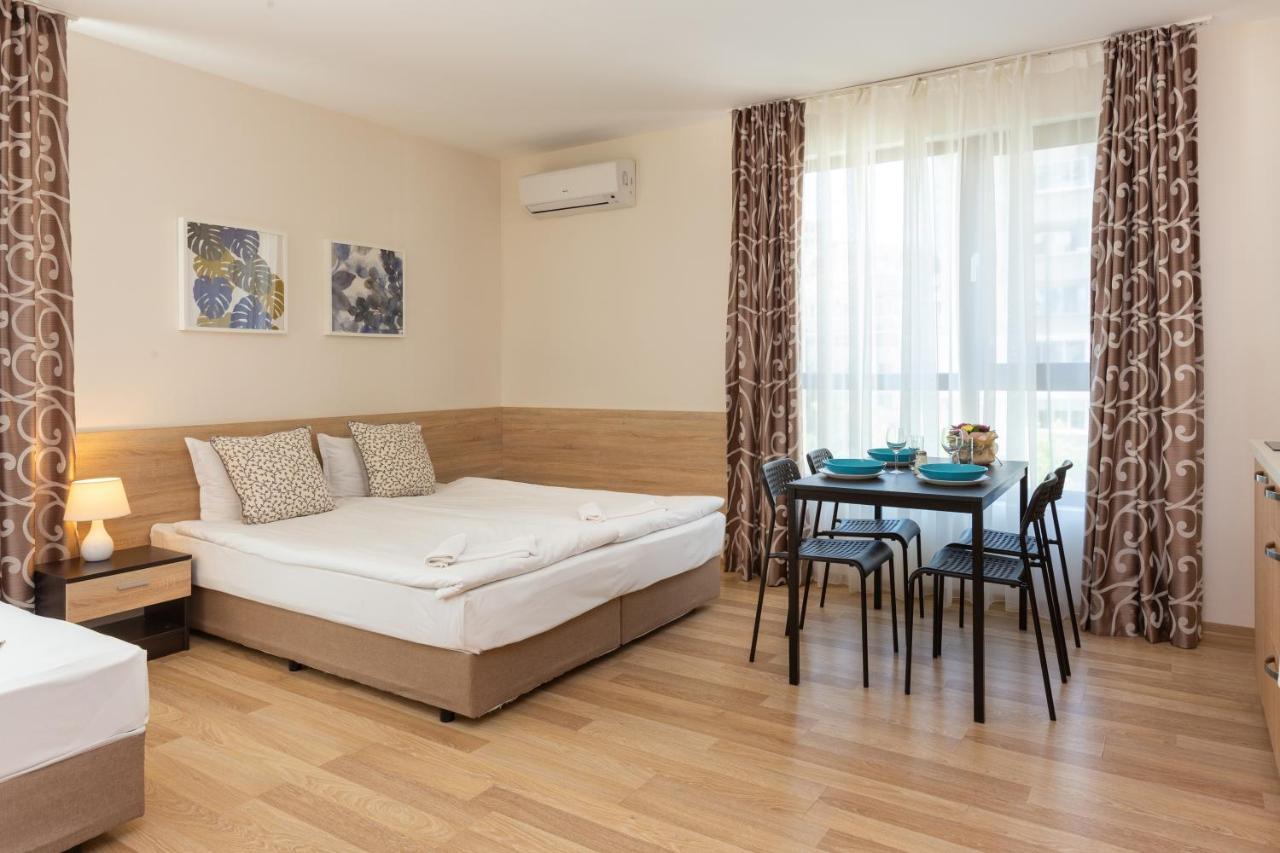 Apartments Flora 1 Burgas Extérieur photo