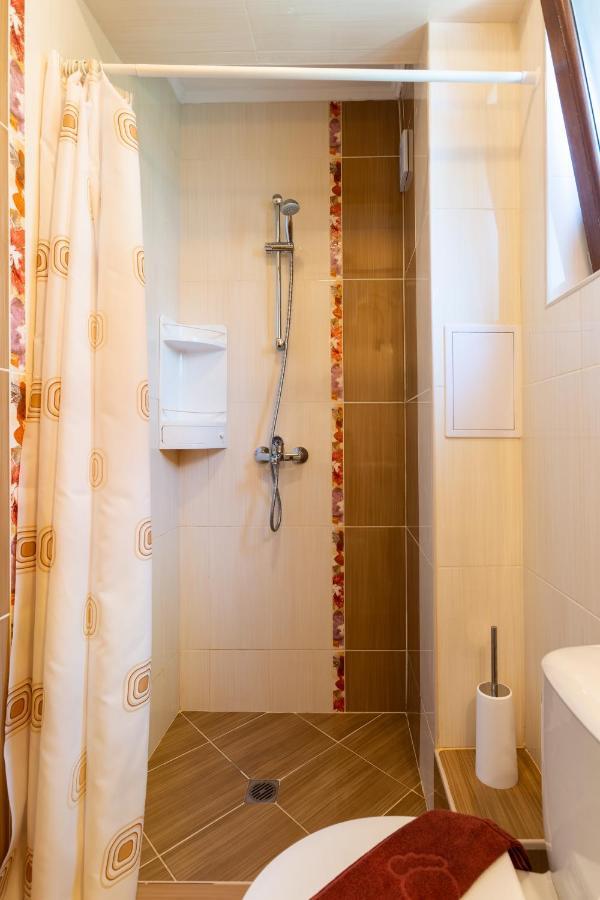 Apartments Flora 1 Burgas Extérieur photo