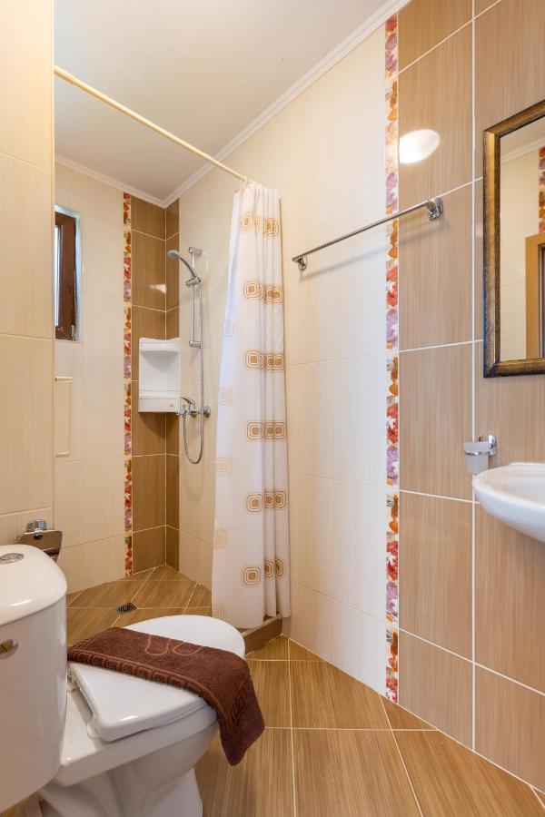 Apartments Flora 1 Burgas Extérieur photo